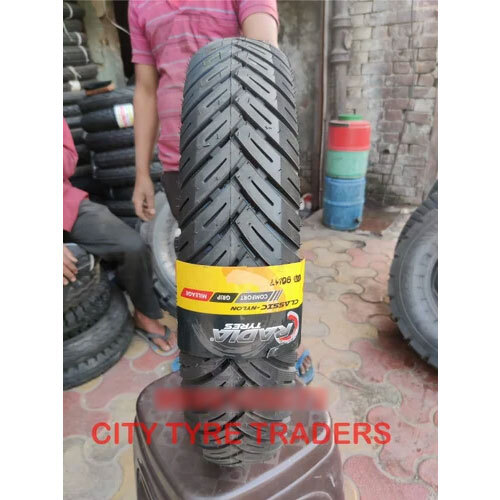 100.90-17 Radia Kamakaze Tubeless Tl Bike Tyre - Application: Automotive