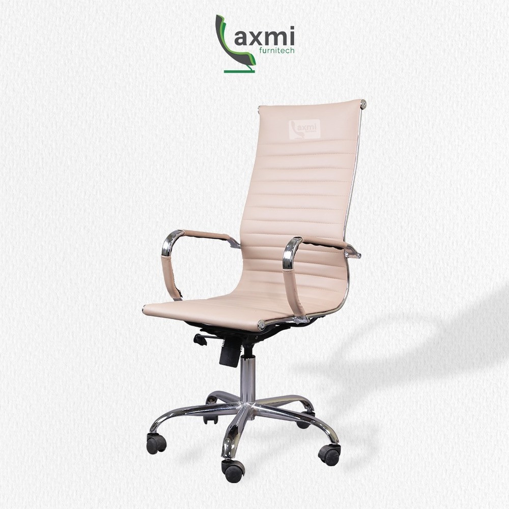 L-01 Office Chair - Color: Cream