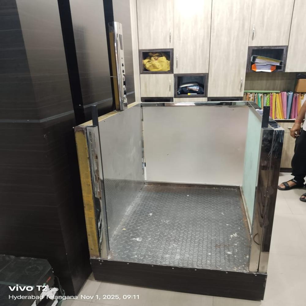 Industrial Goods Lift