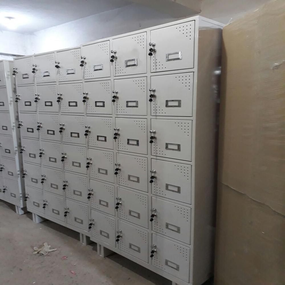 18 Door Ms Locker - Color: Blue