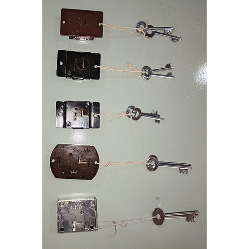Almirah Lock With Key - Finish: Polished
