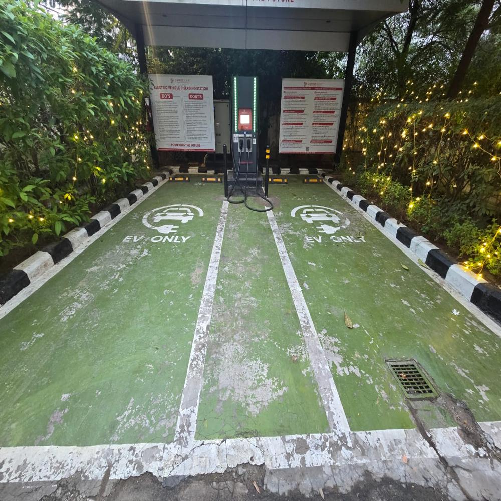 Electric Vehicle 7.4 kW AC Charger