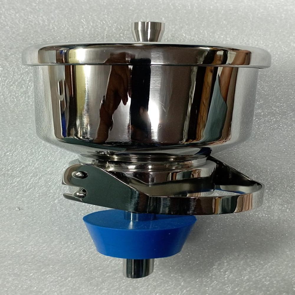 Stainless Steel Vacuum Filter Holder - Color: Silver