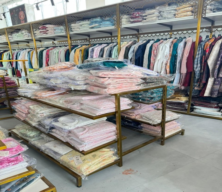 Garment Wall Display Rack