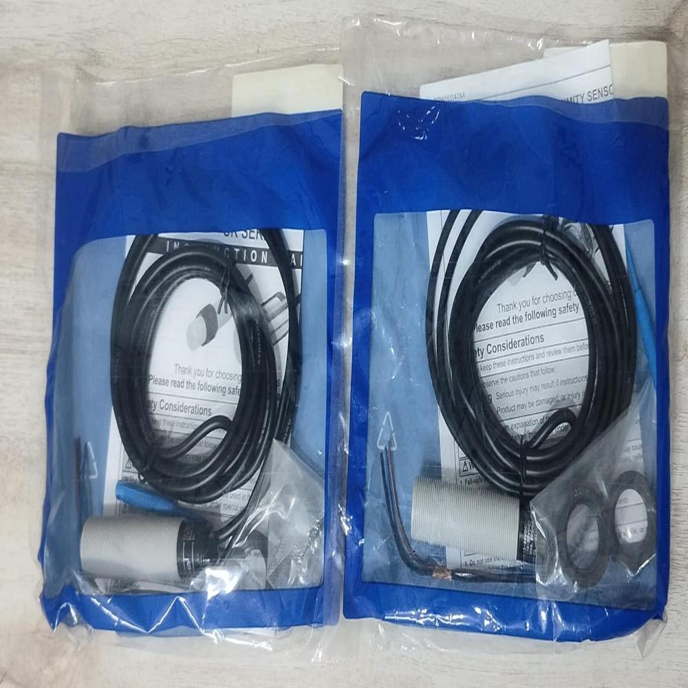 AUTONICS CR18-8DN Capacitive Proximity Sensor