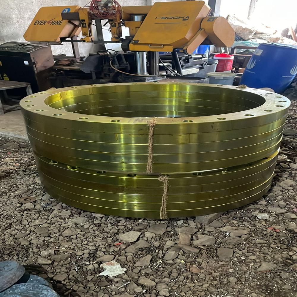 Mild Steel Flanges - Galvanized Round Design, 95% Purity With Multiple Grades And Various Sizes Available | High Quality For Industrial Applications