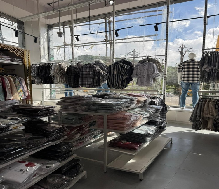 Garment Wall Display Rack