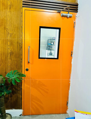 Clean Room Door - Application: Commercial