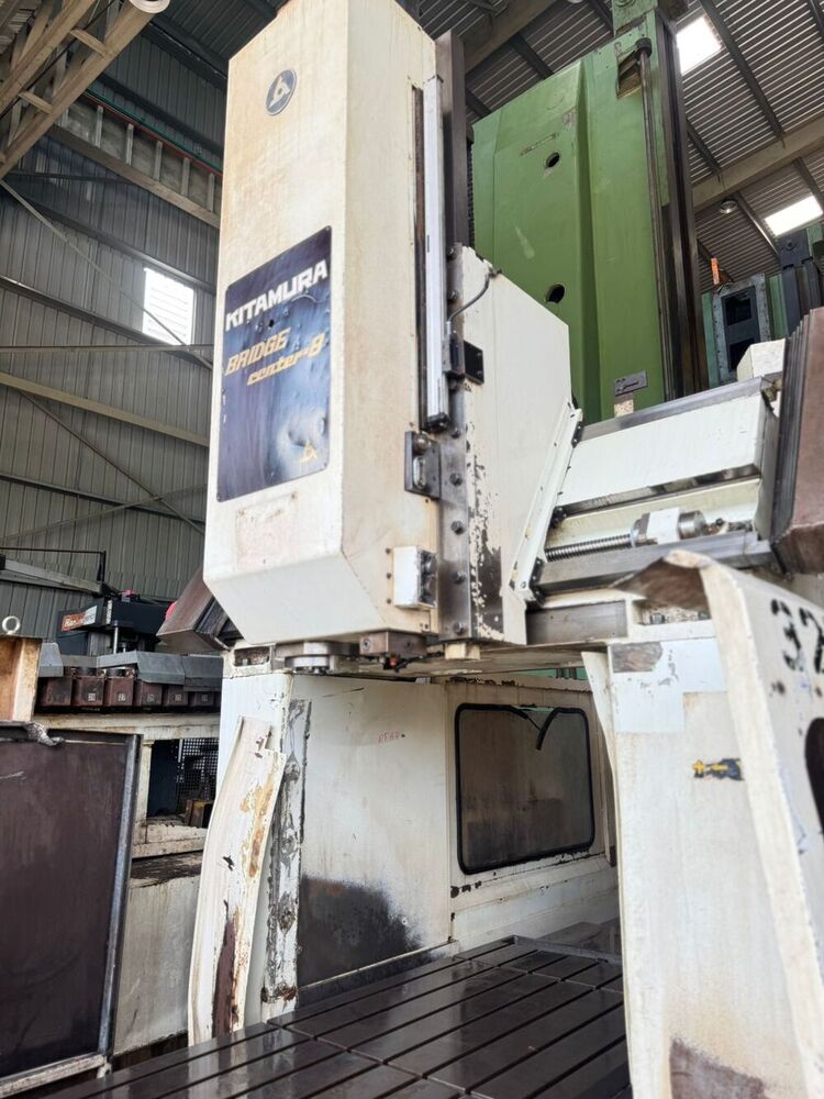 Double Column VMC Machine