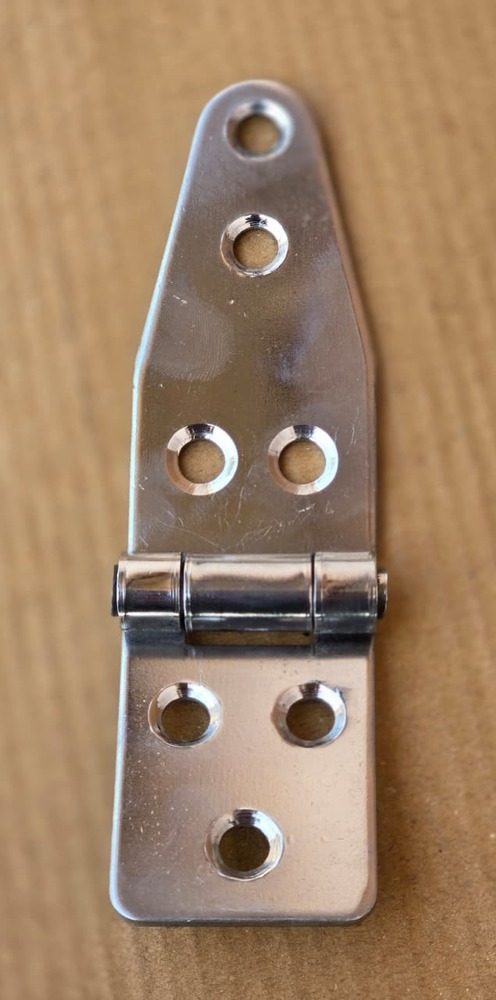 Ss 7 Hole Strap Hinge (Boat Type / T-shape Hinge) In Stainless Steel - Color: Silver