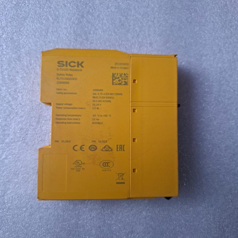 SICK RLY3-0SSD300 SAFETY RELAY SICK RLY3-0SSD300 D-79183 WALDKIRCH