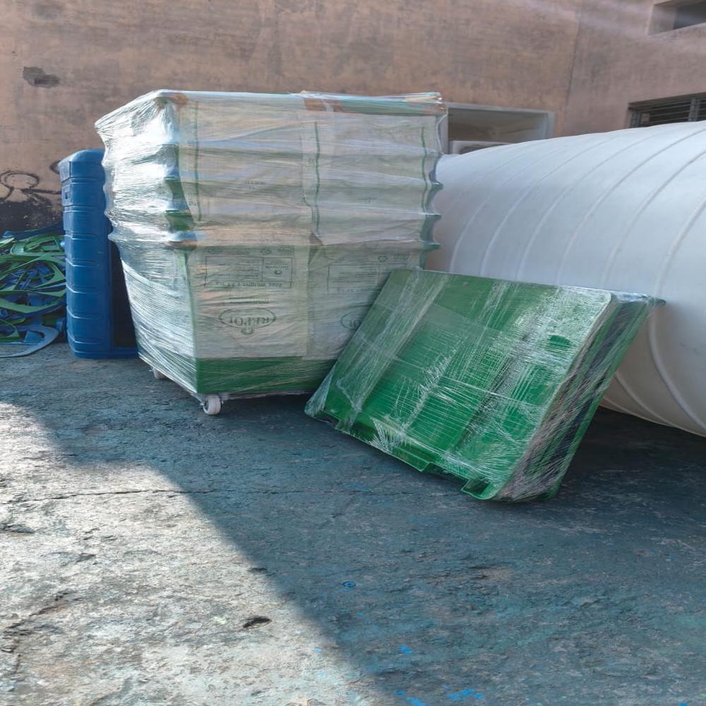 Plastic Garbage Container