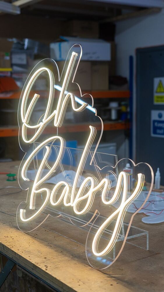 Neon Signage - Application: Commercial