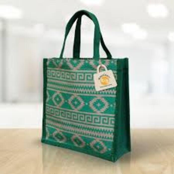Designer Jute Bag - High-quality Natural Jute Material, Various Sizes Available, Multicolor Customization - Comfortable Hand Length Handle, Plain Pattern For Stylish Versatility