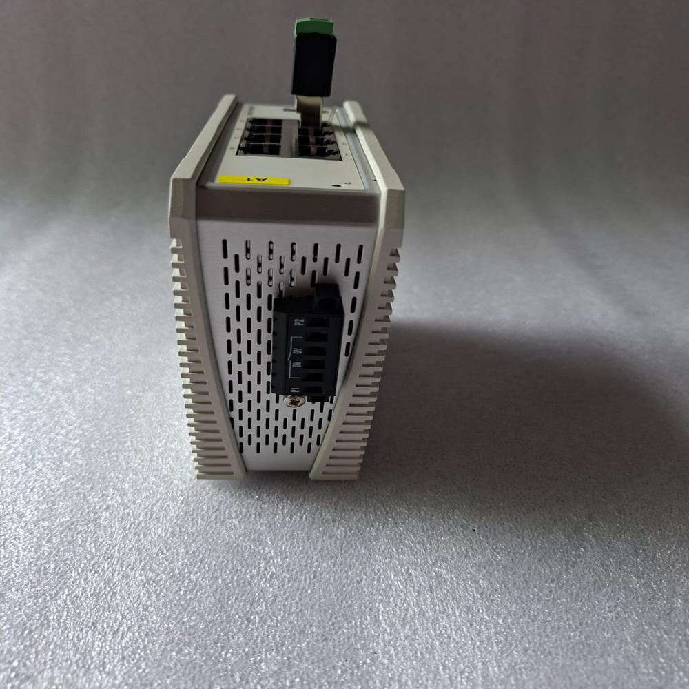 SCHNEIDER TCSESPU083FN0 CONNEXIUM UNMANAGED SWITCH-8TX