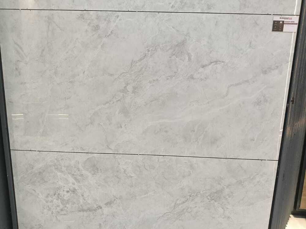 64X32 Gvt Floor Tiles - Color: White