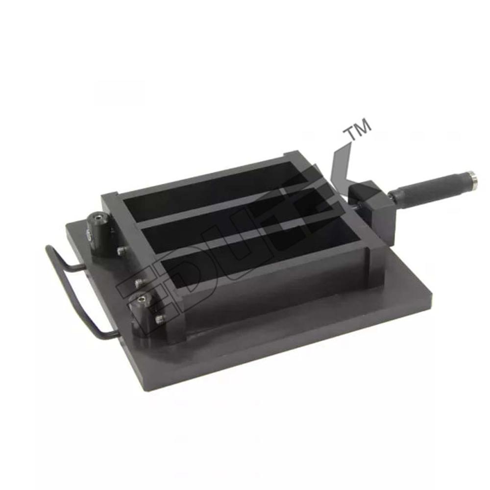 Three Place Mould - Automation Grade: Manual