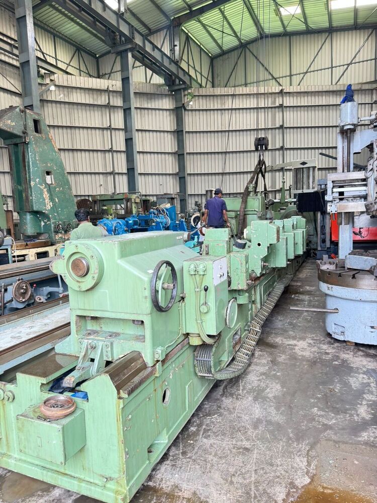 Roll Grinding Machine