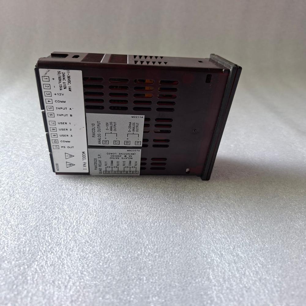 Used Red Lion Pax I Analog Input Panel Meter - Frequency: 50/60 Hertz (Hz)