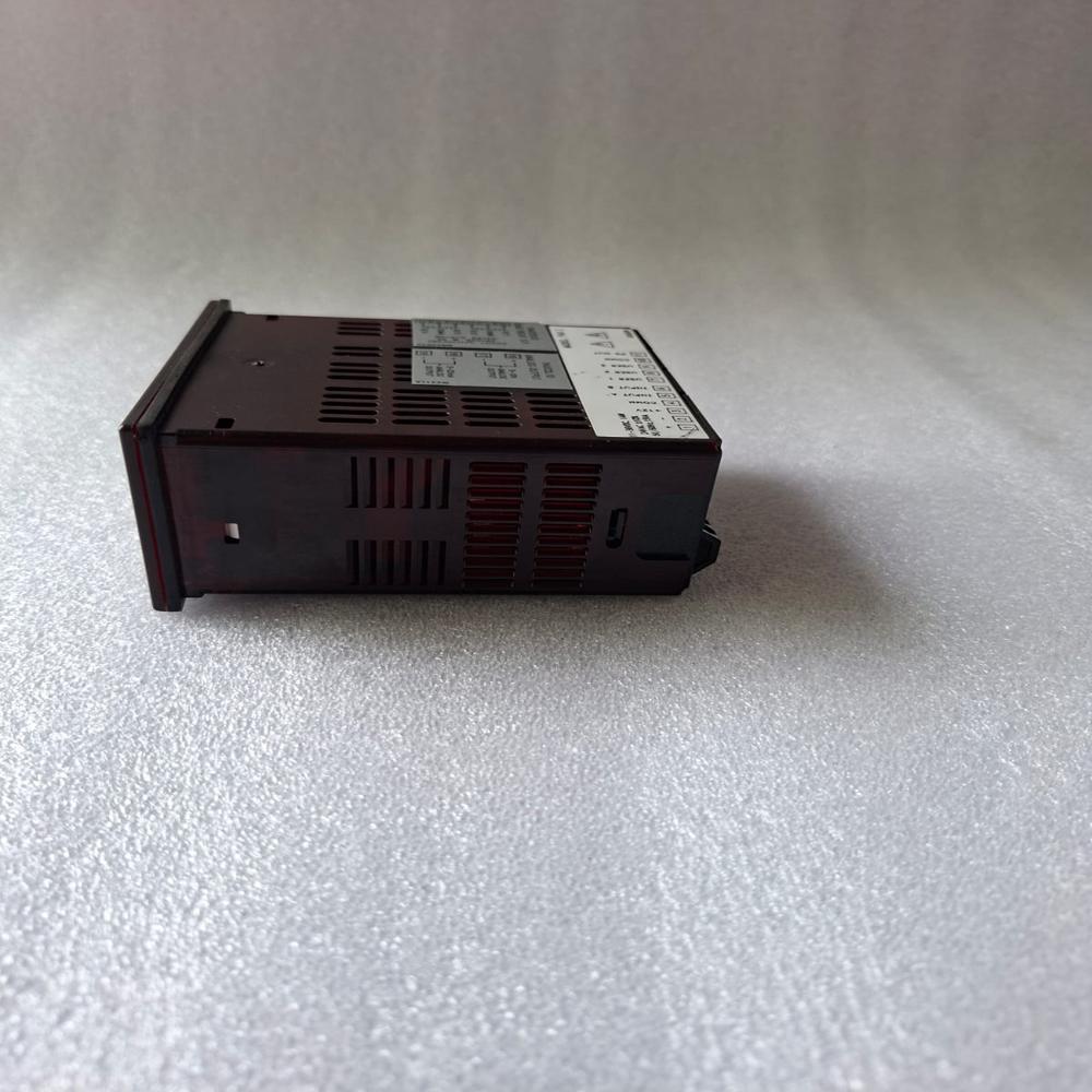 Used Red Lion Pax I Analog Input Panel Meter - Frequency: 50/60 Hertz (Hz)