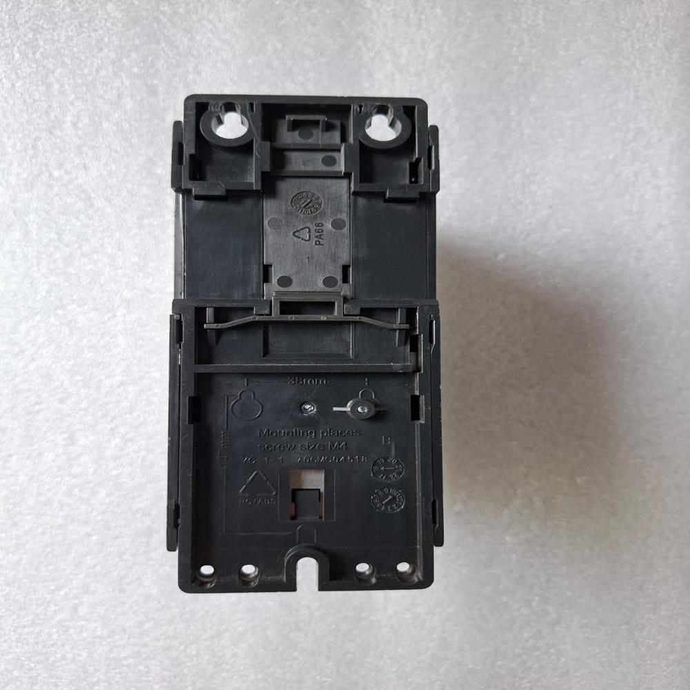 Eaton Mmx34aa2d4f0-0 0.75kw:400v/1hp:480v Inverter Drive Eaton Mmx34aa2d4f0-0 - Application: Industrial