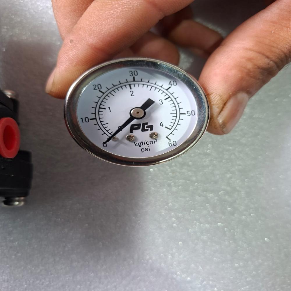 AIR FILTER REGULATOR FR-20-N10-M NEW