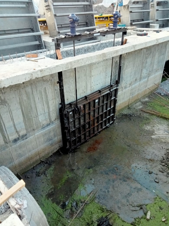 Cast Iron Sluice Gates As Per Is: 13349 Or Awwa-C560 Or Bs:7775 - Application: Industrial
