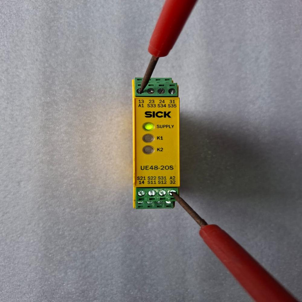 Sick Ue48-20s3d2 6024916 Safety Relay - Frequency: 50/60 Hertz (Hz)