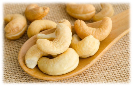 Cashew Nuts - Broken (%): 0%