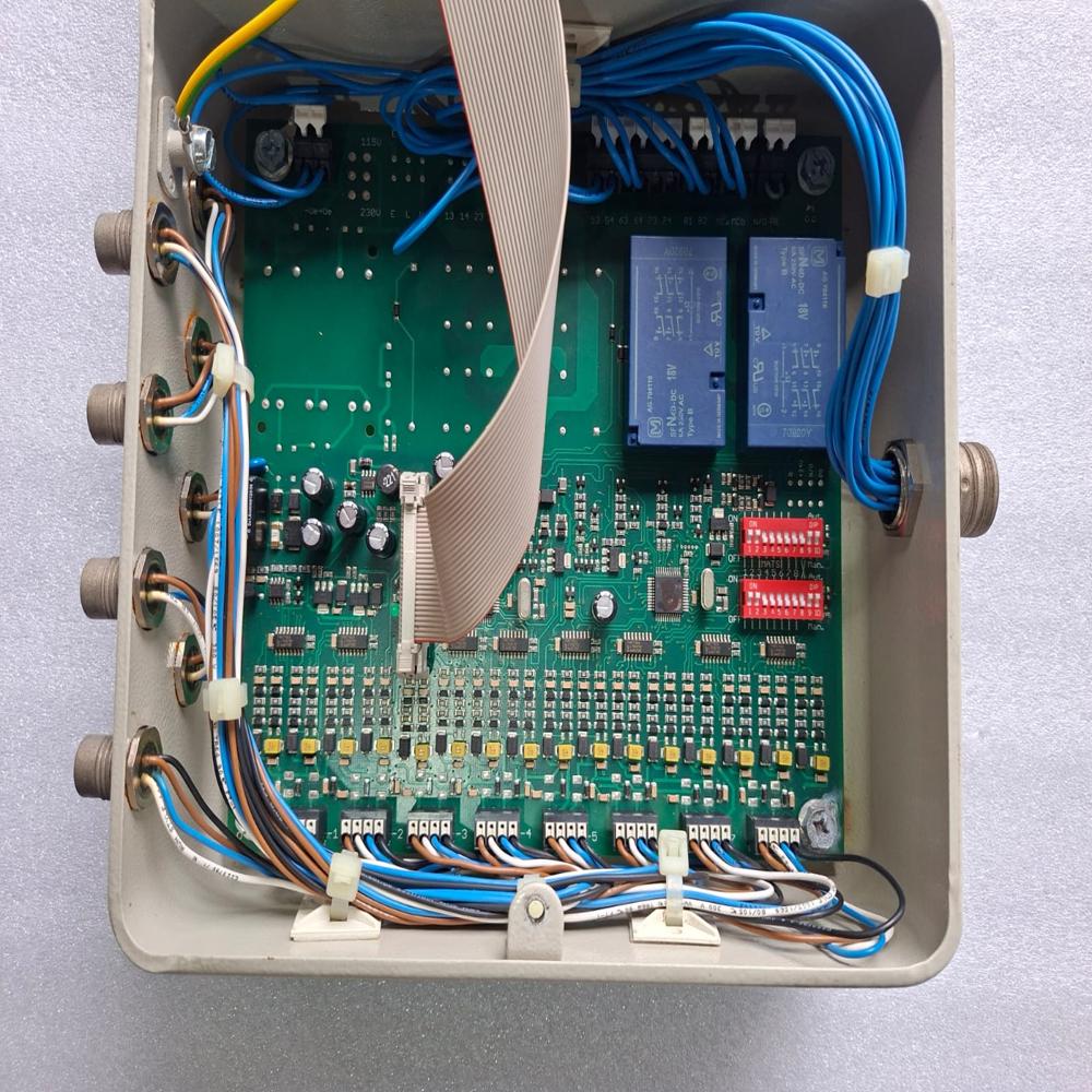 Allen-Bradley Matmanager Sm11 440F-C28026 Mat Controller - Frequency: 50/60 Hertz (Hz)