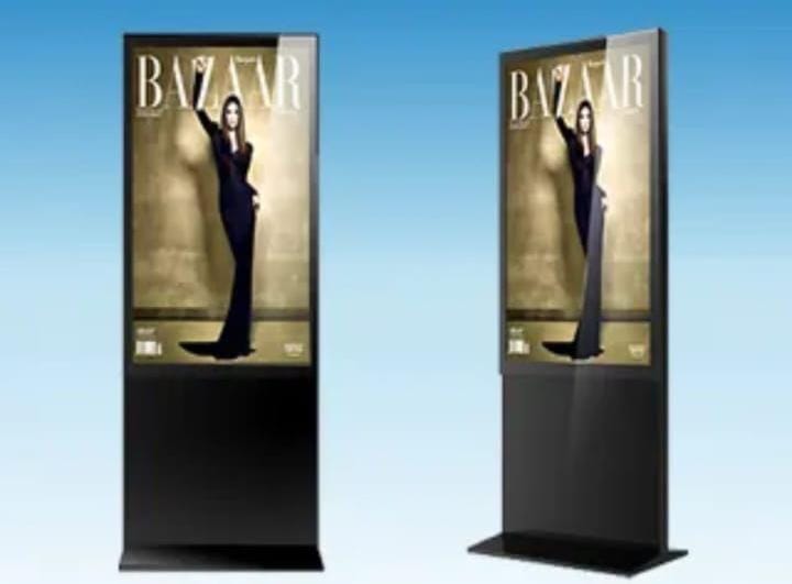 Full Screen Advertising Screen - Application: Indoor