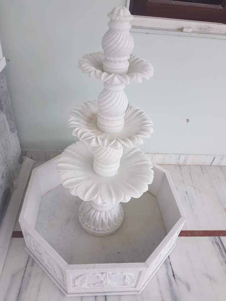 4 Feet White Marble Garden Fountain - Color: As Per Requirement