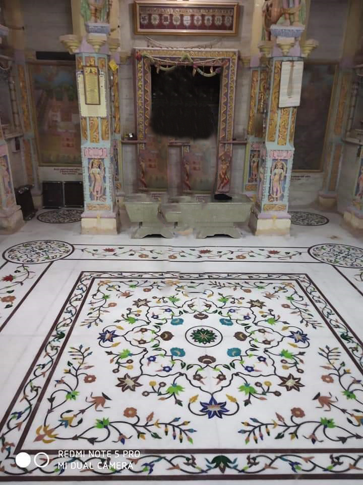 Multicolor Marble Inlay Flooring - Color: Different Available