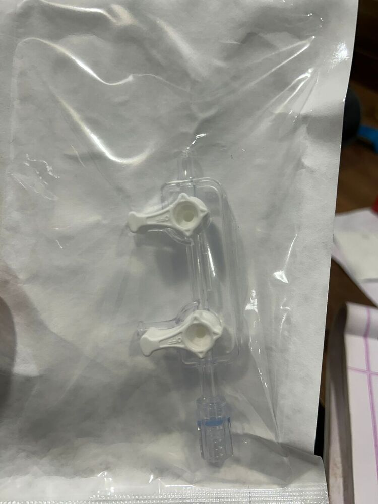 Trans-Fold 2Port 250 Psi - Color: Transparent