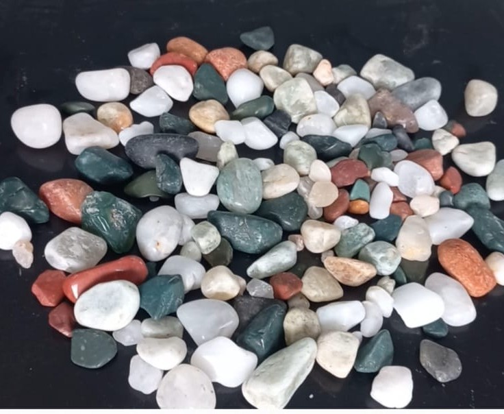 Natural Multicolor Small Agate Pebble Stones for Garden Decoration and Landscaping