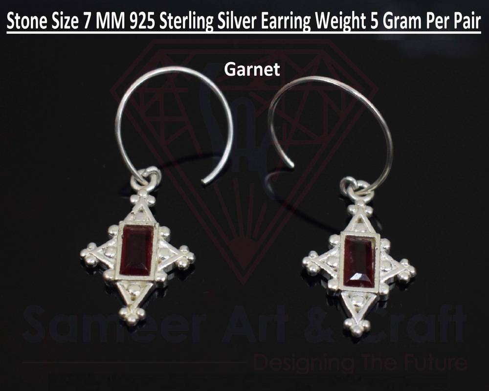 Cubic Zirconia Earring 925 Sterling Silver Fashionable Rectangle Shape