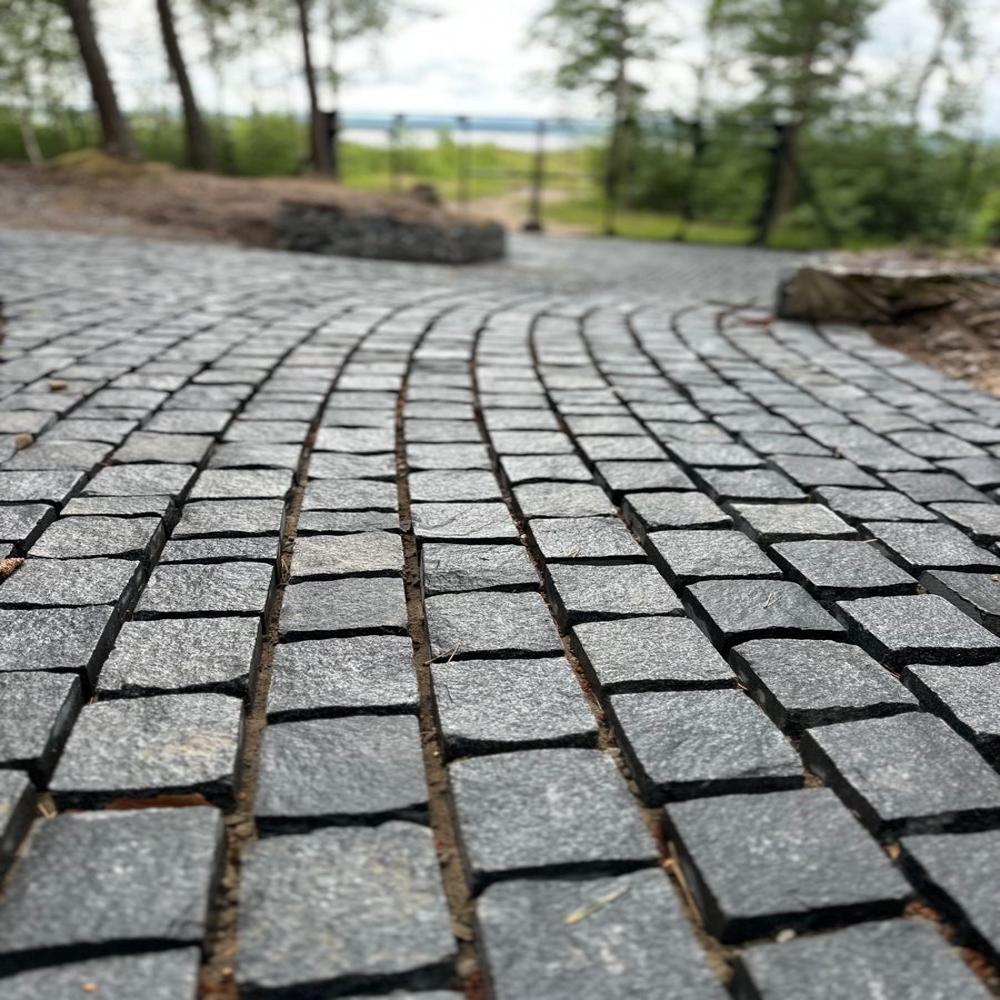 Sandstone Setts - Application: Pathway