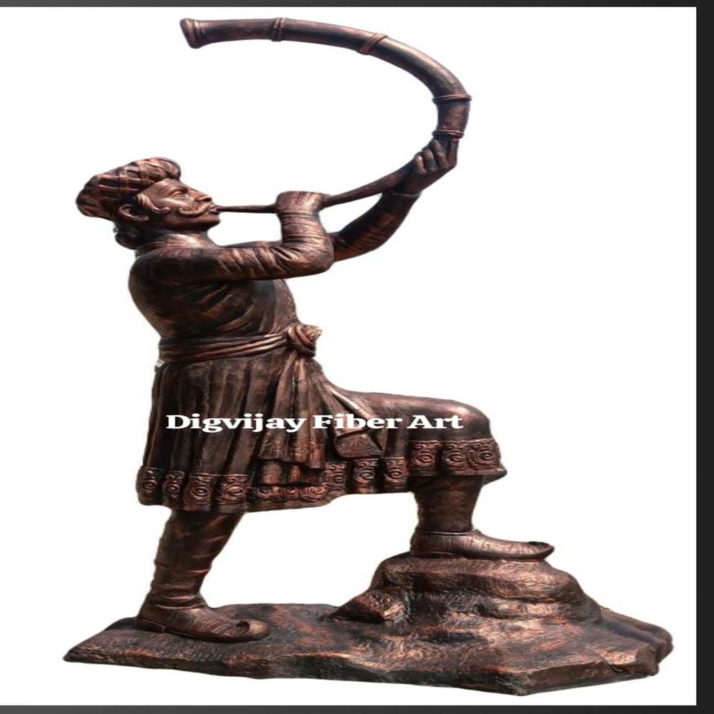 Fiber Tutarivala Statue