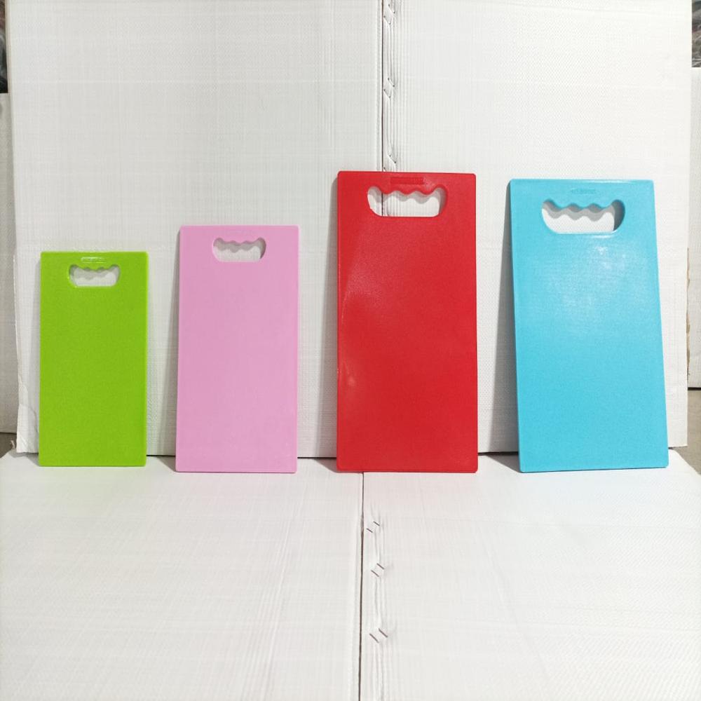 Plastic Kitchen Vegetable Chopping Board Deluxe Medium