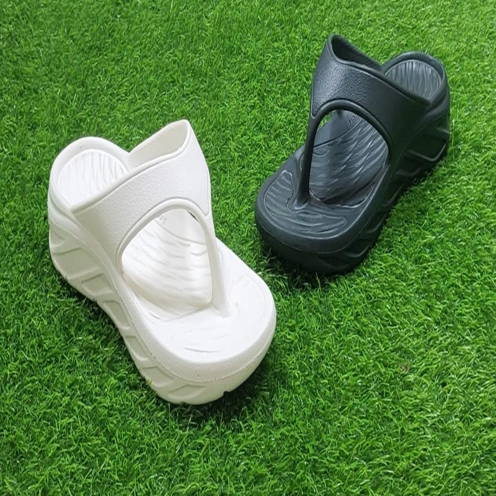 Crocs Slipers - Color: Blue White