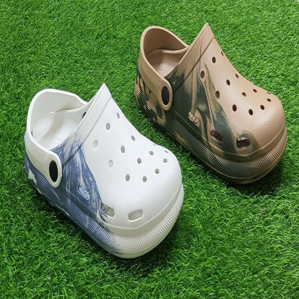Crocs Slipers - Color: Blue White