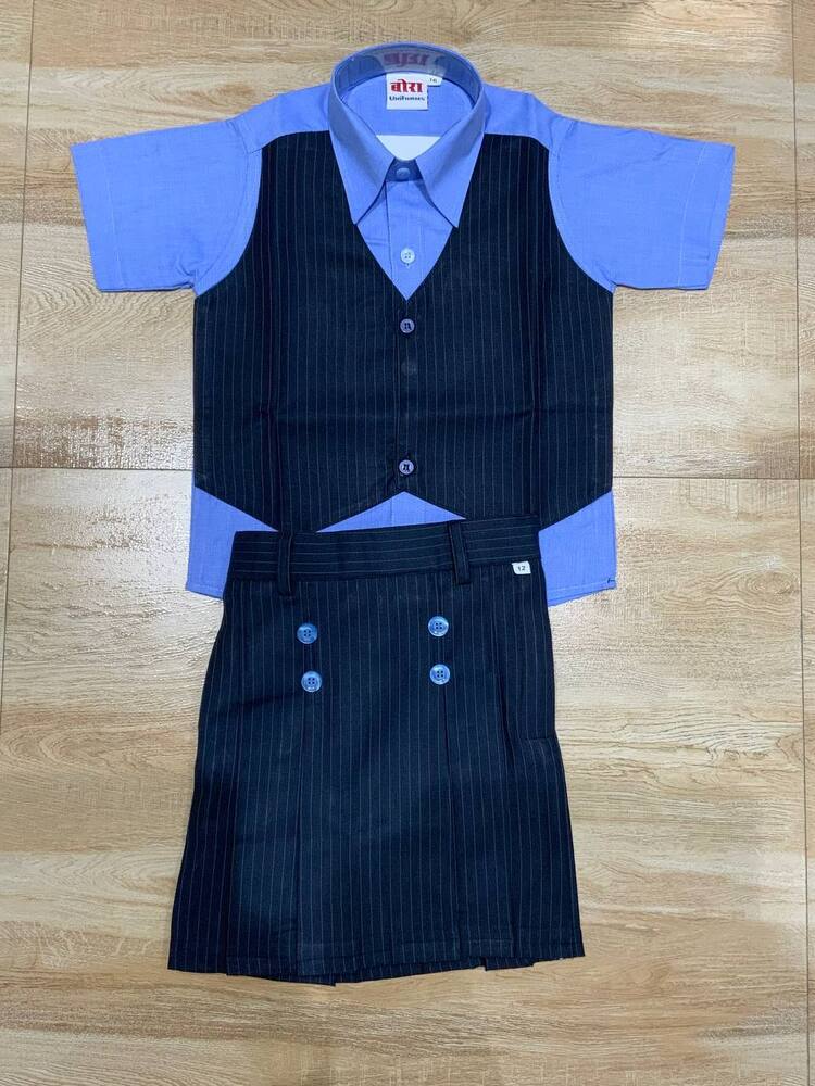 Girl School Uniform - Color: Multicolor