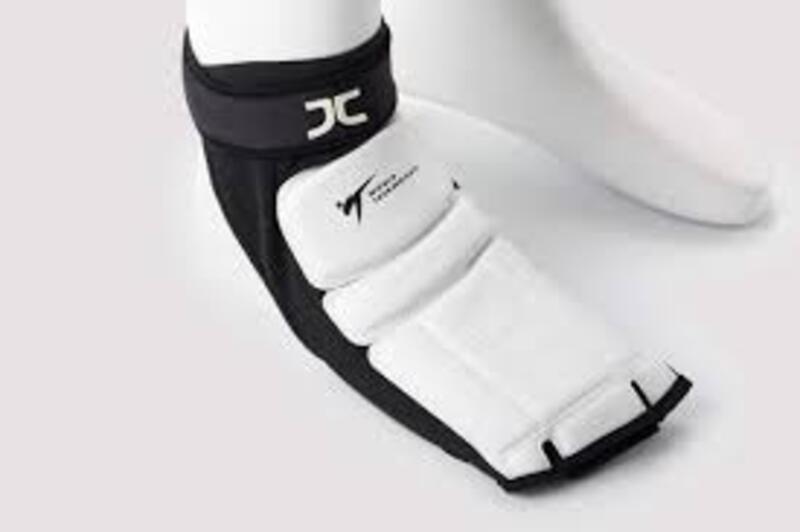 Jc Taekwondo Foot Protector - Color: White