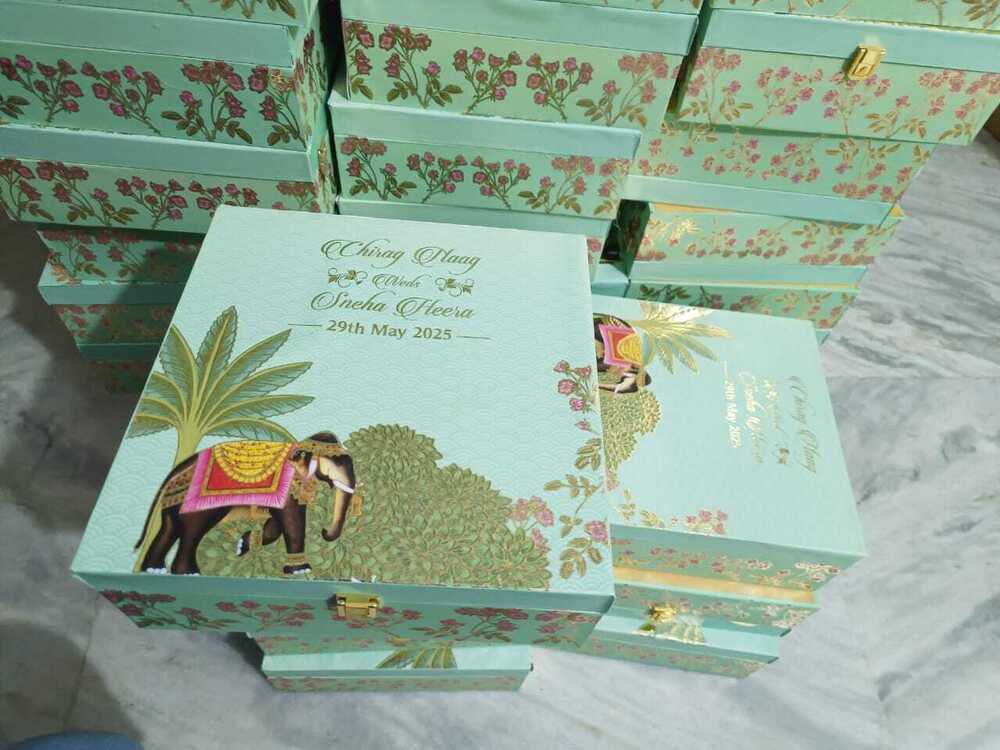 Wedding Favour Box Or Wedding Invitation Box - Color: Green