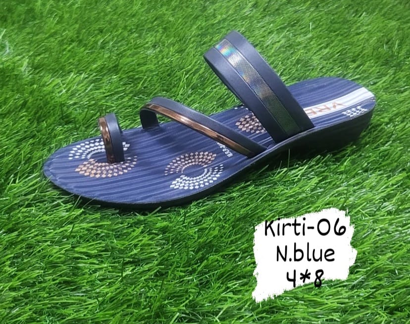 Kirti Slipper - Color: Black