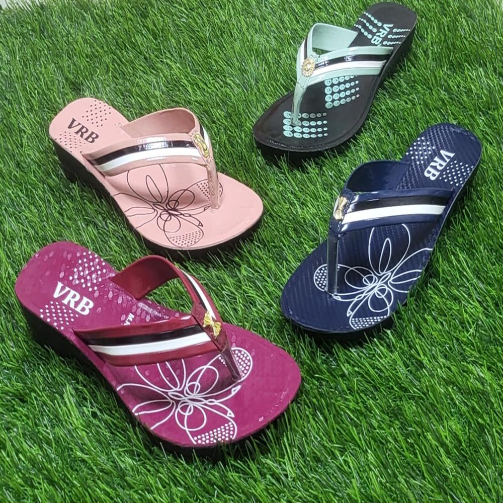 Riya Slipper - Color: Black Pink