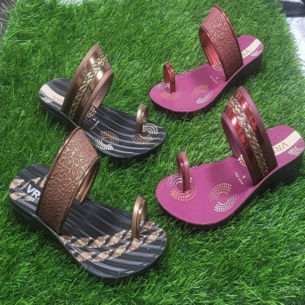 Rani Slipper - Color: Black Brown