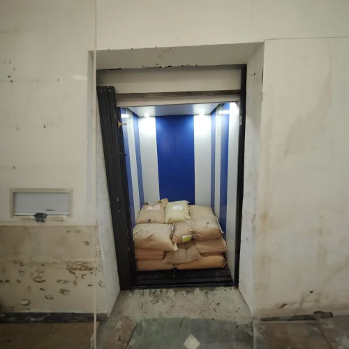 Material Handling Lift