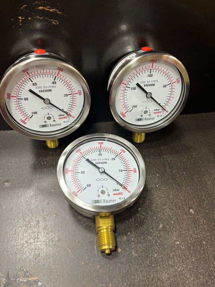 Axf2 Vacuum Gauge - Color: Silver