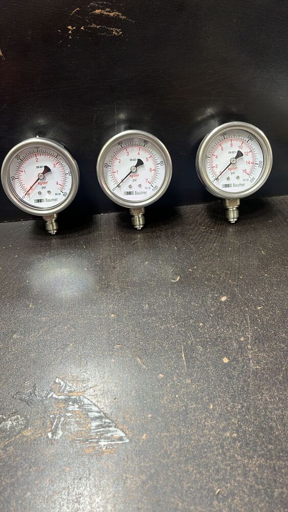 Add2 Baumer Pressure Utility Gauge - Color: Silver